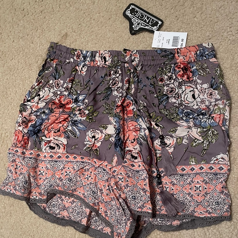 Float Floral Shorts